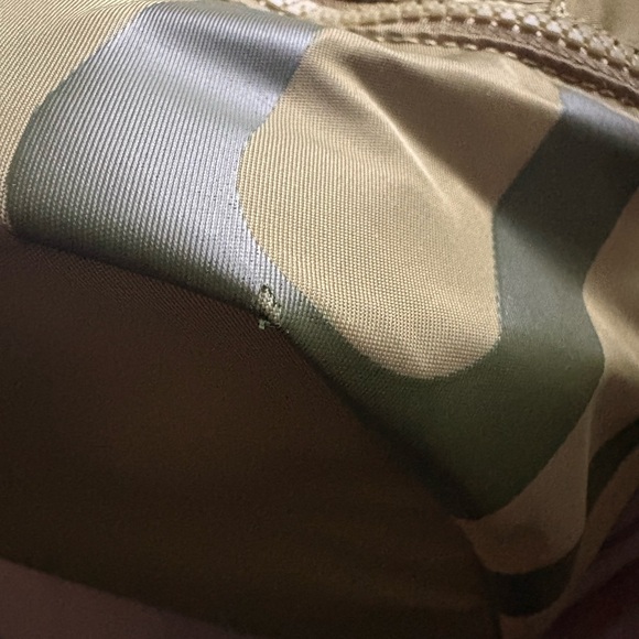 Lululemon Backpack - Picture 8 of 9